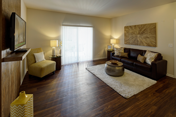 spacious floor plans and layouts at Algonquin Square Apartment Homes, Algonquin, IL, 60102
